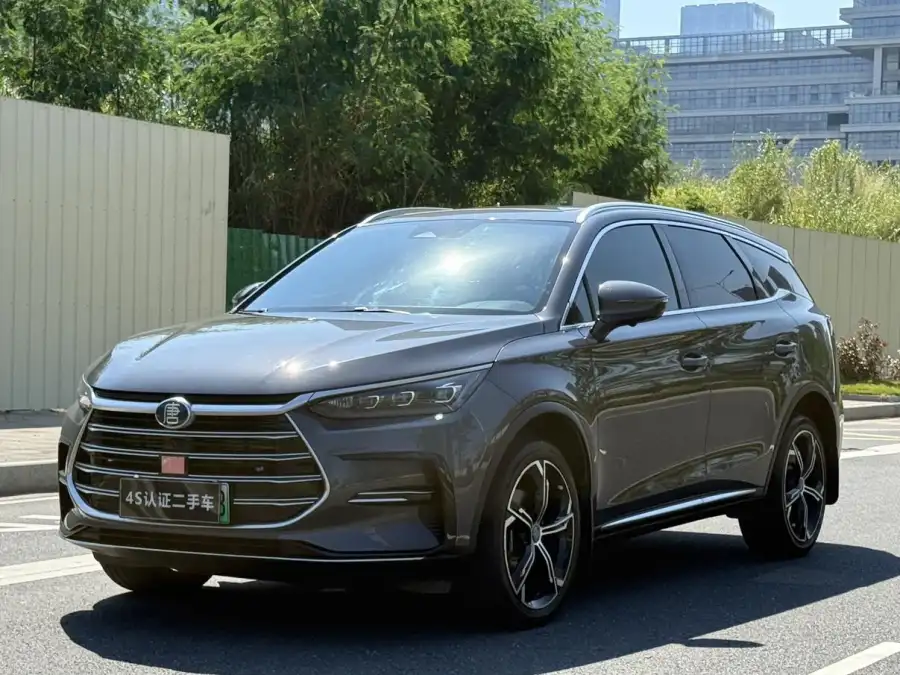 BYD Tang DM DM-i 1.5T 112KM