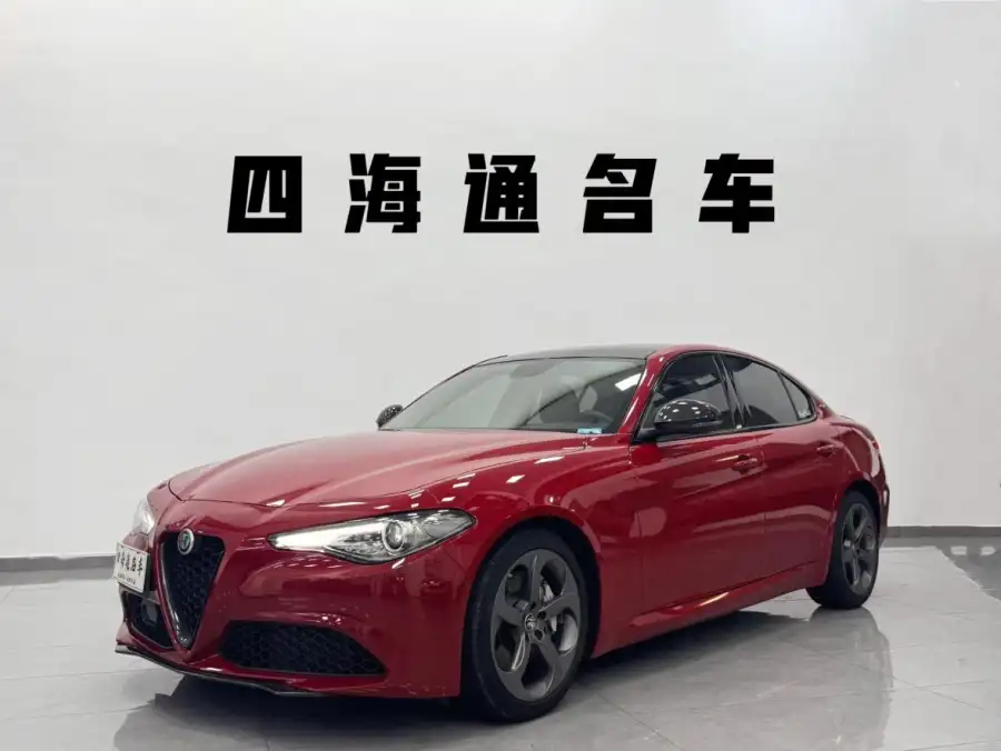 Alfa Romeo Giulia 2.0T 280HP Luxury