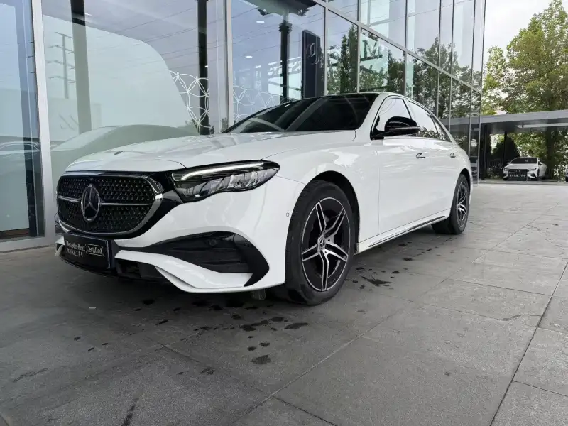Mercedes-Benz E-Class (Import) E 300 Style Sport