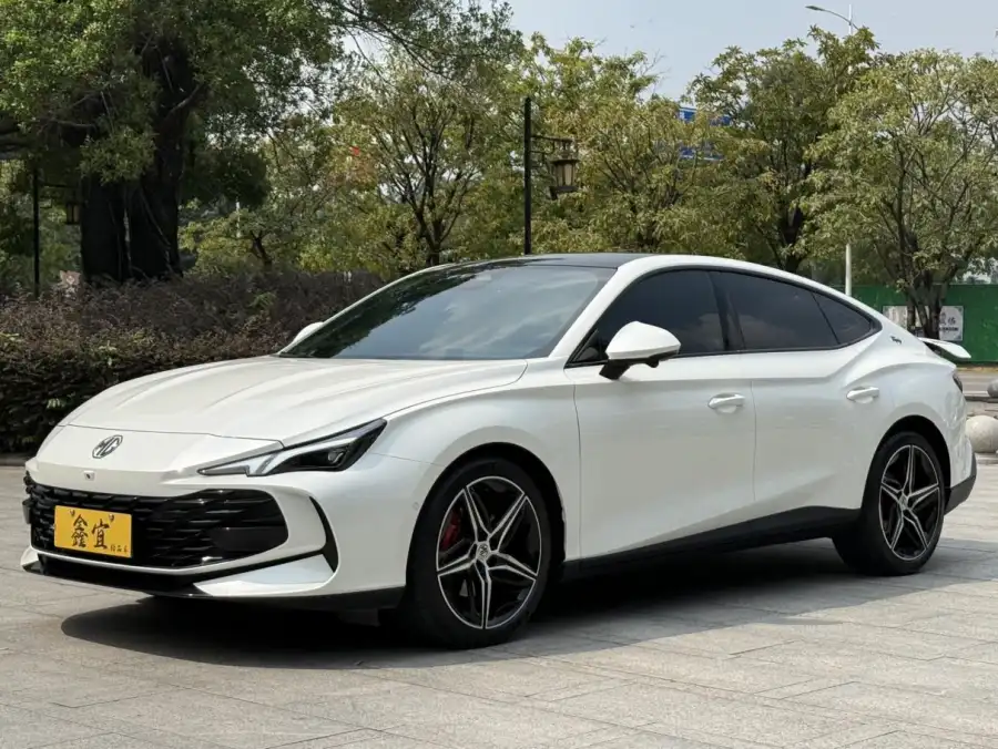 MG 7 2.0T Trophy+