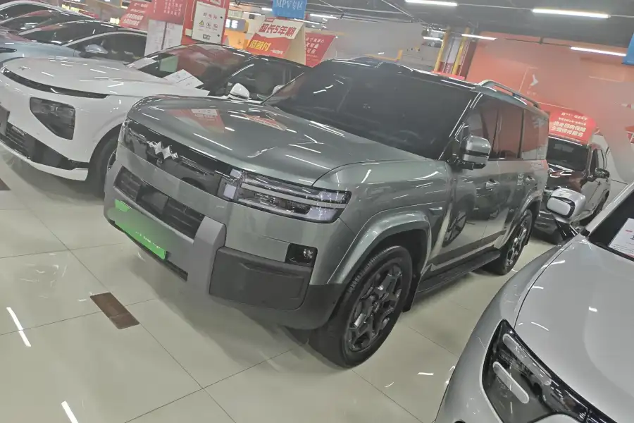 Fangchengbao Tai 7 PHEV 190KM 4WD Ultra