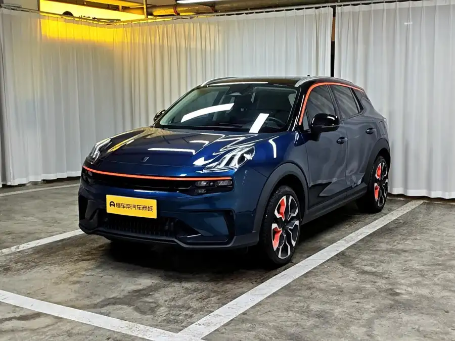 Lynk & Co 06 Remix 1.5T Halo