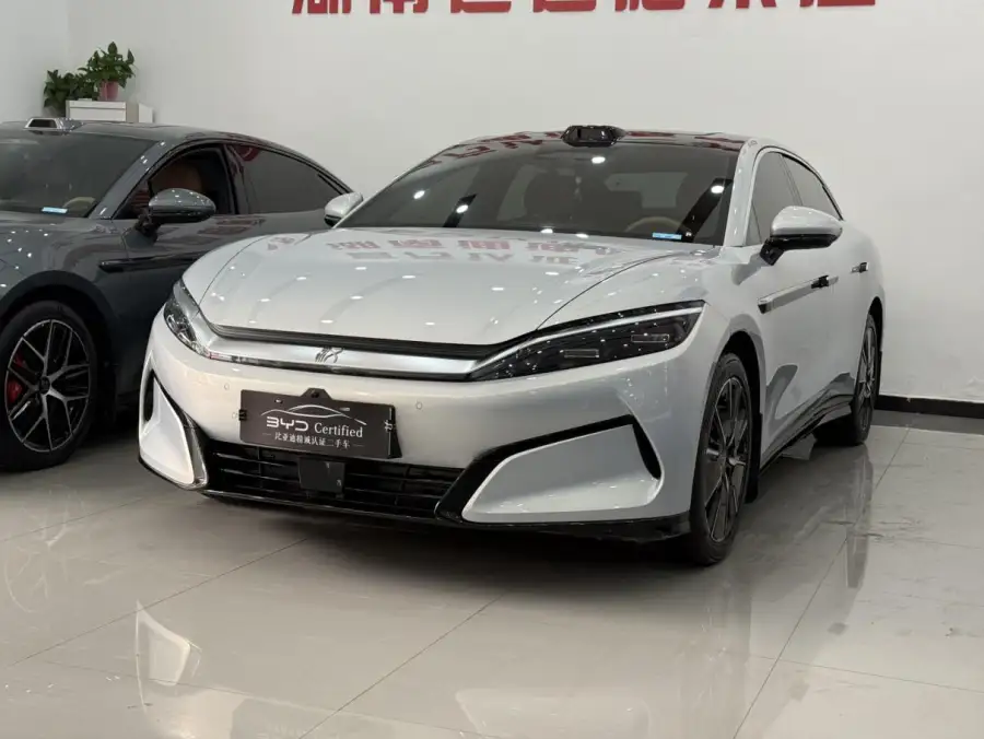 BYD Han L EV 601KM 4WD Flagship