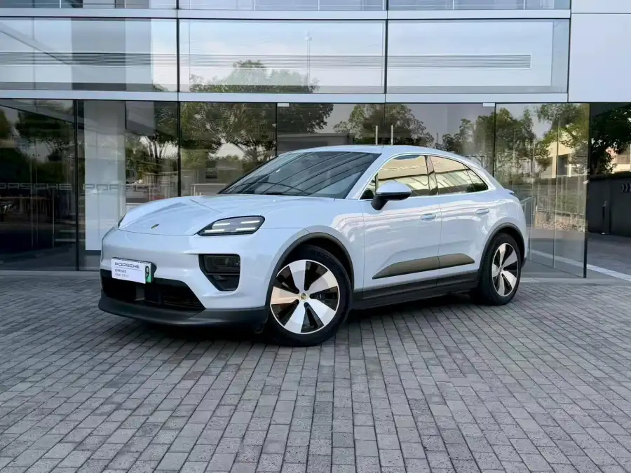 Porsche Macan EV Macan 4