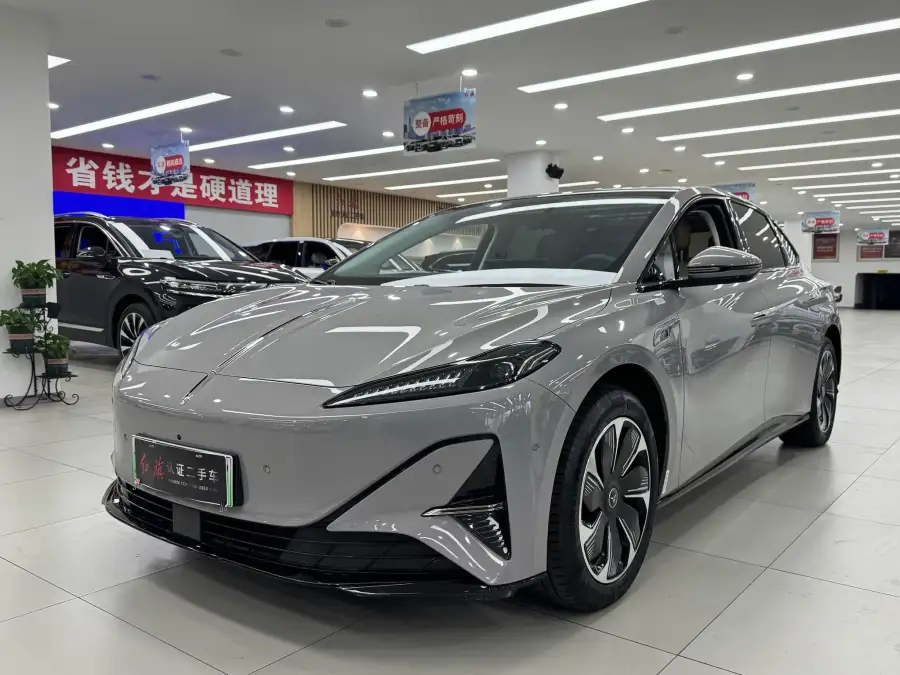 Hongqi Tiangong 05
