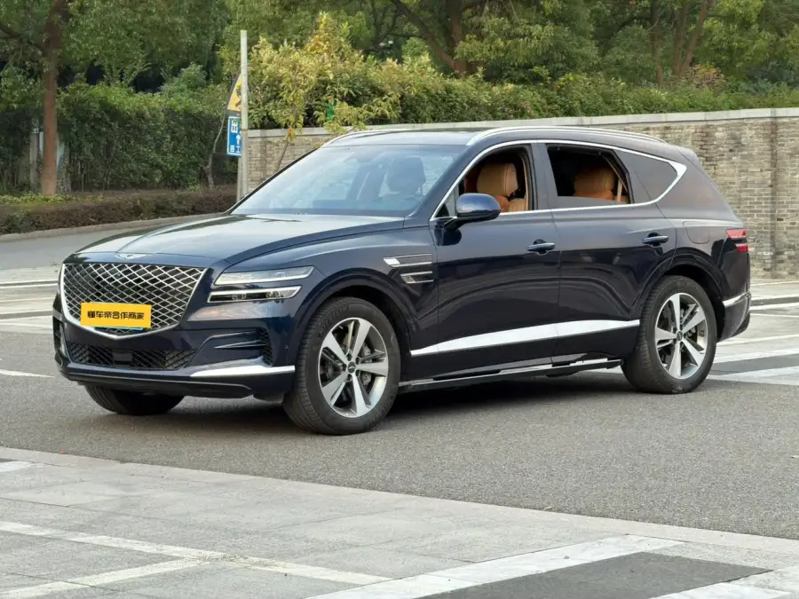 Genesis GV80 2.5T 4WD Flagship 6 мест