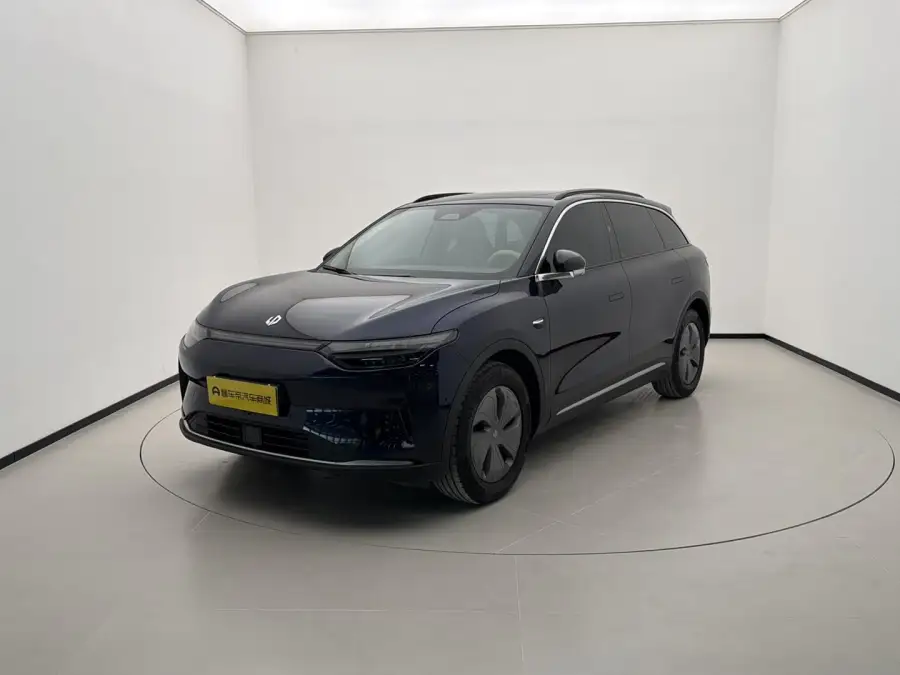 Leapmotor C11