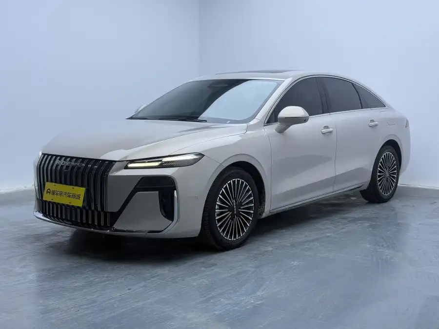 Roewe M7 DMH 160km
