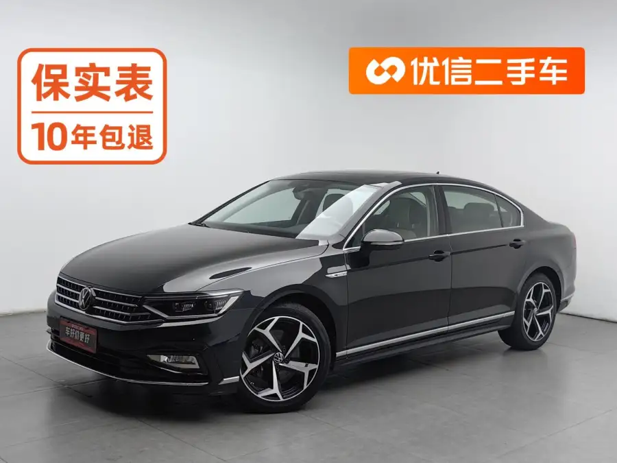 Volkswagen Magotan 330TSI DSG Lead