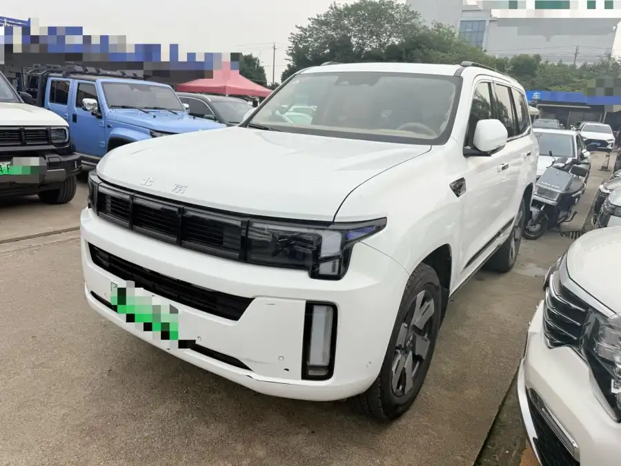 BAIC BJ BJ60 EREV 5 мест