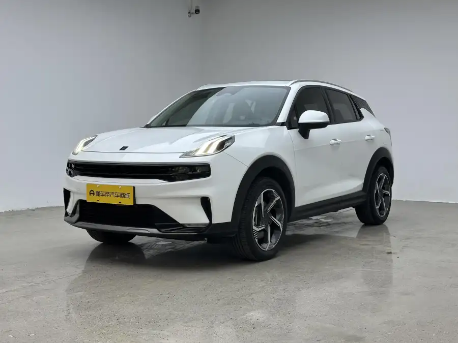 Lynk & Co 06 EM-P 84KM Pro