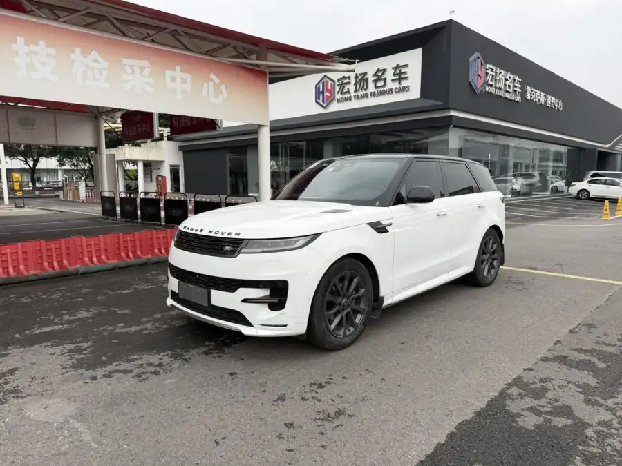 Land Rover Range Rover Sport 3.0 L6 DYNAMIC SE