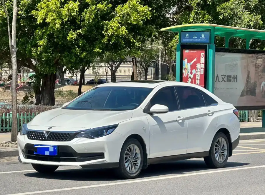 Venucia D60 1.6L XE CVT