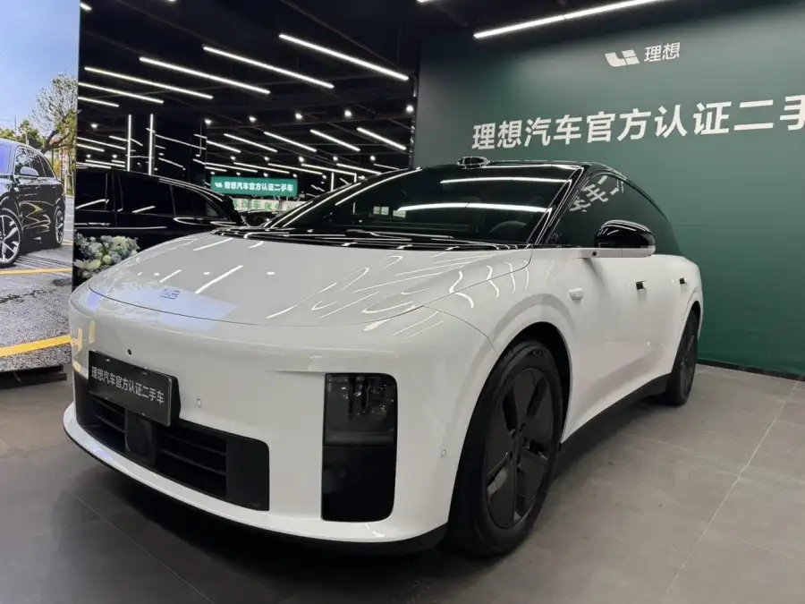 Li Auto i6 2WD Standard