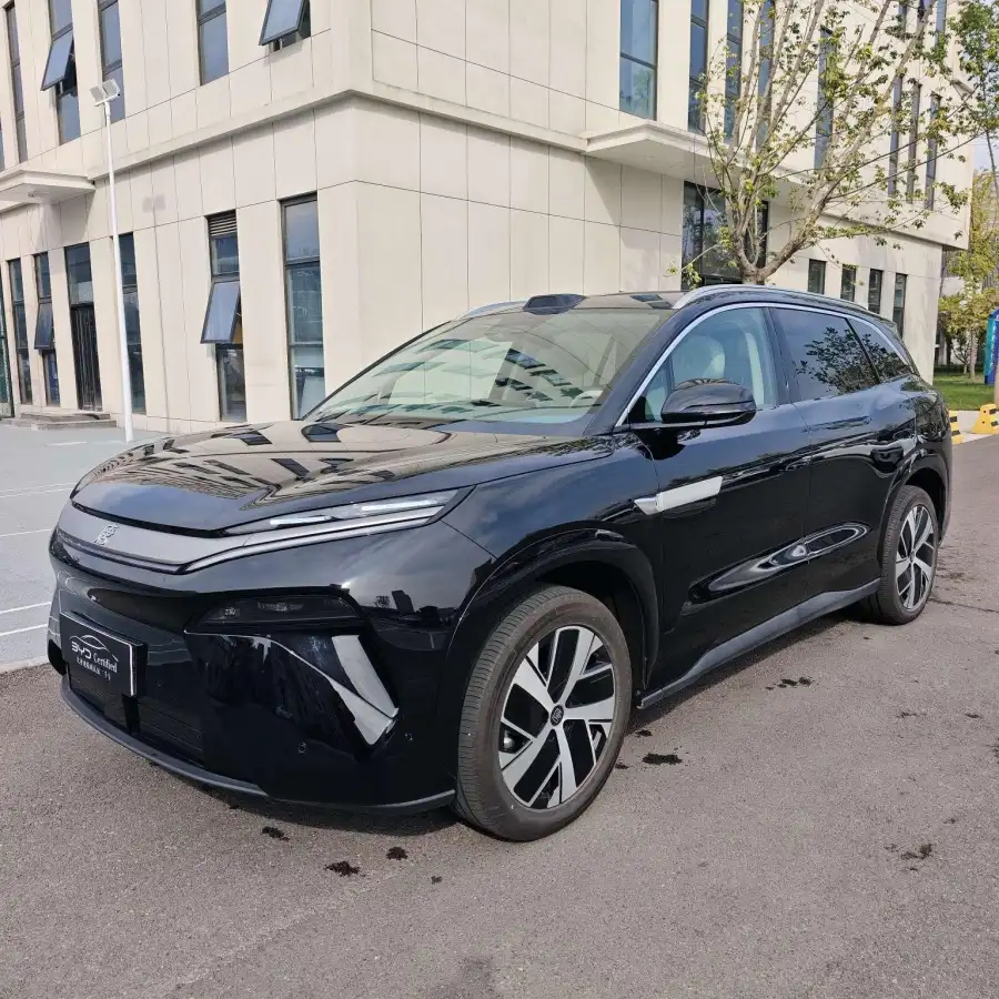 BYD Tang L EV