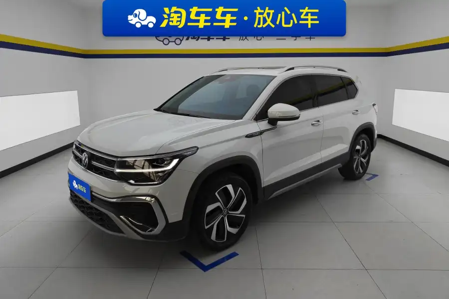 Volkswagen Tharu 300TSI 2WD