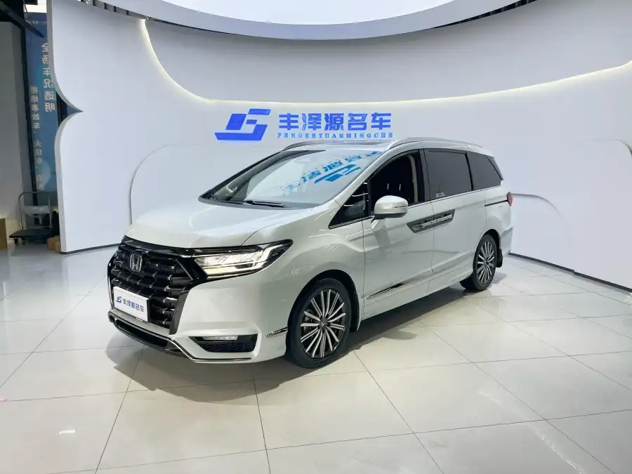 Honda Elysion 2.0L e:HEV Luxury