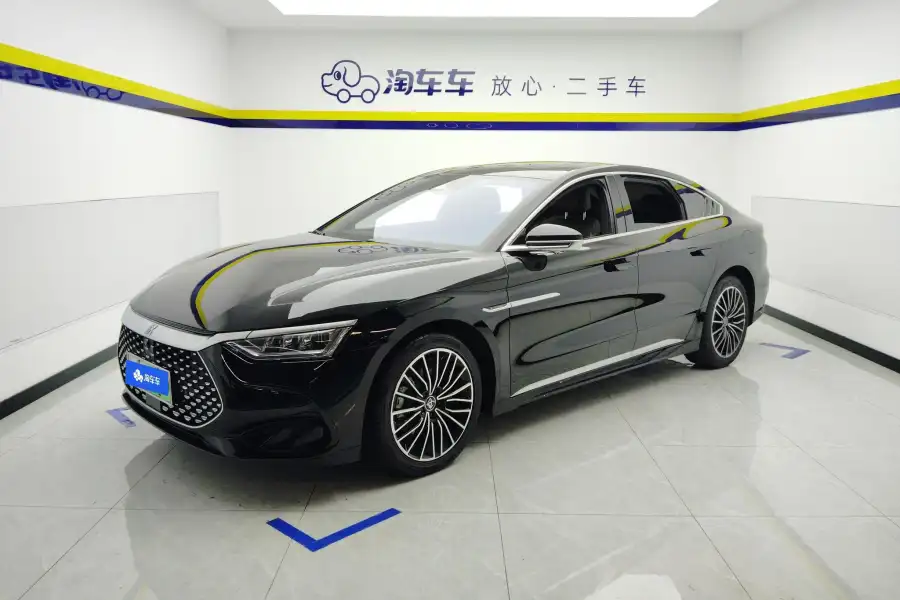 BYD Han DM DM-i 121KM