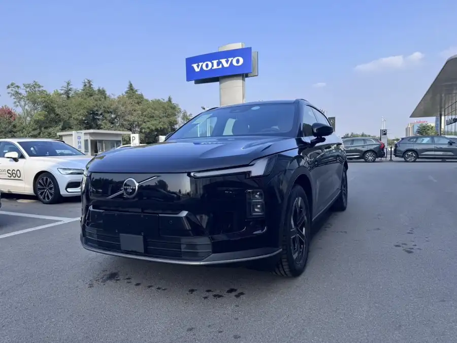 Volvo XC70 4WD Long Range Core