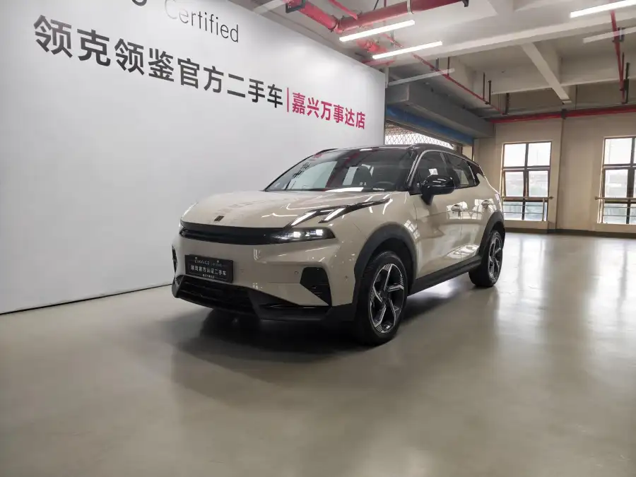 Lynk & Co 06 Relive 1.5T Ultra