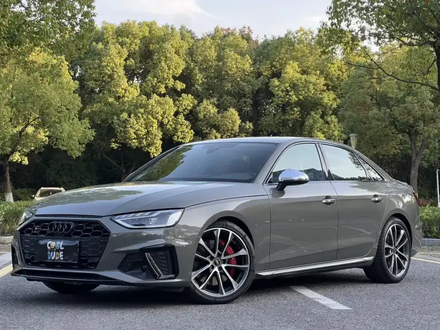 Audi S4 Limousine 3.0TFSI