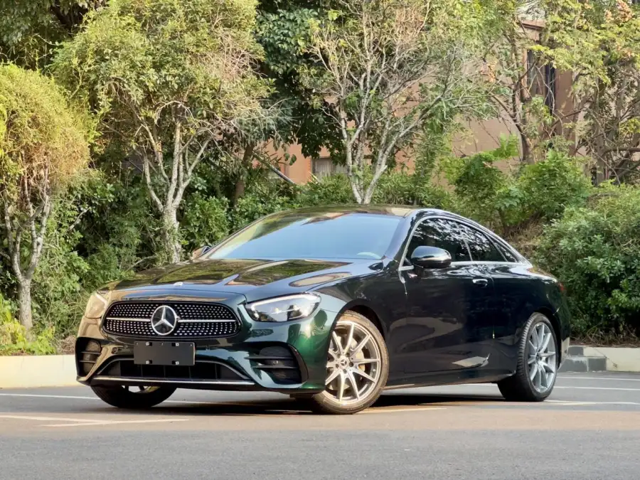 Mercedes-Benz E-Class (Import) E 260
