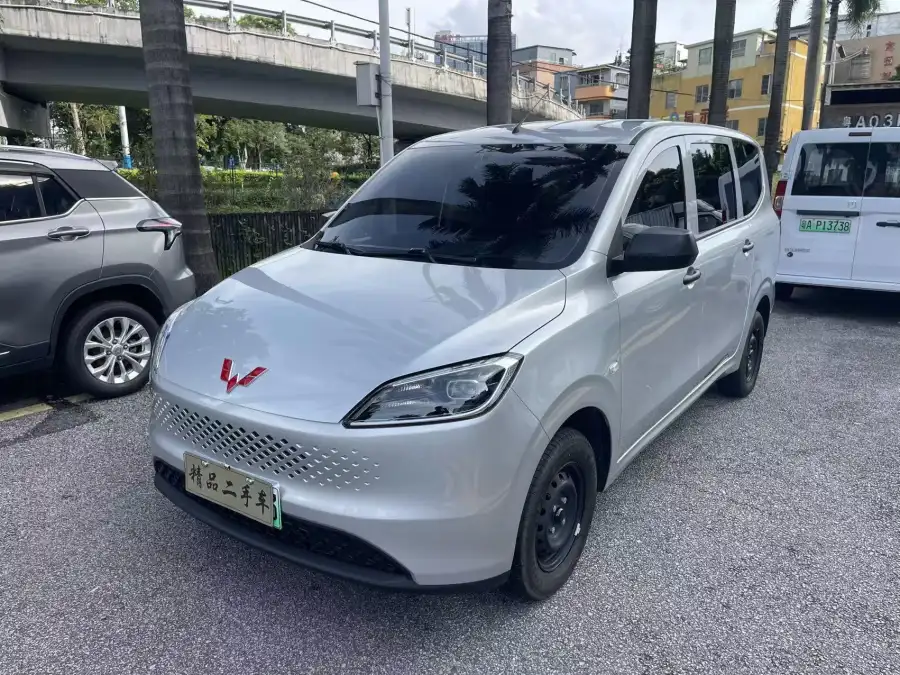 Wuling Hongguang EREV 50KM Comfort