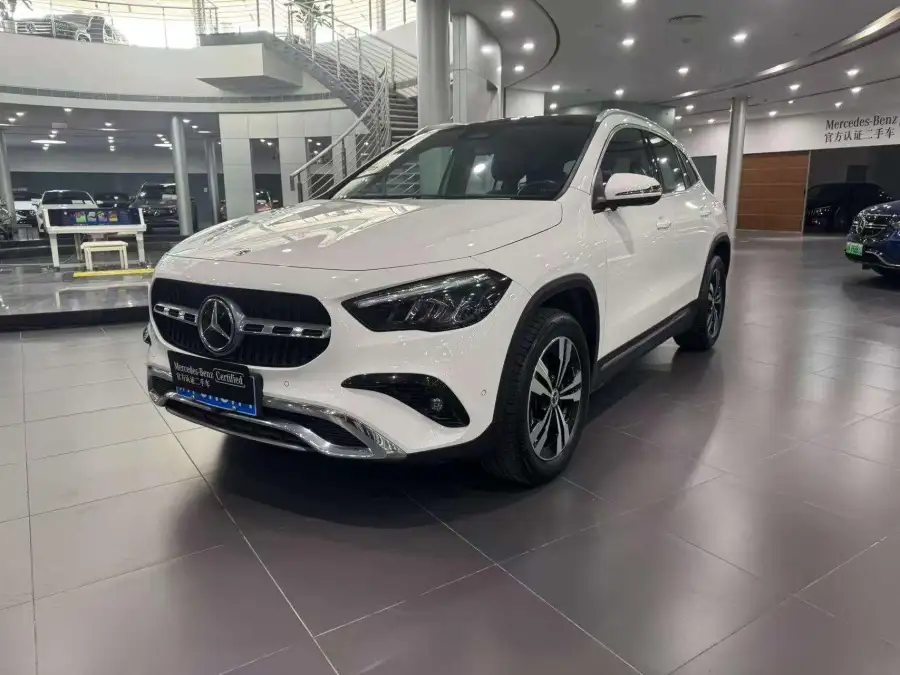 Mercedes-Benz GLA GLA 220