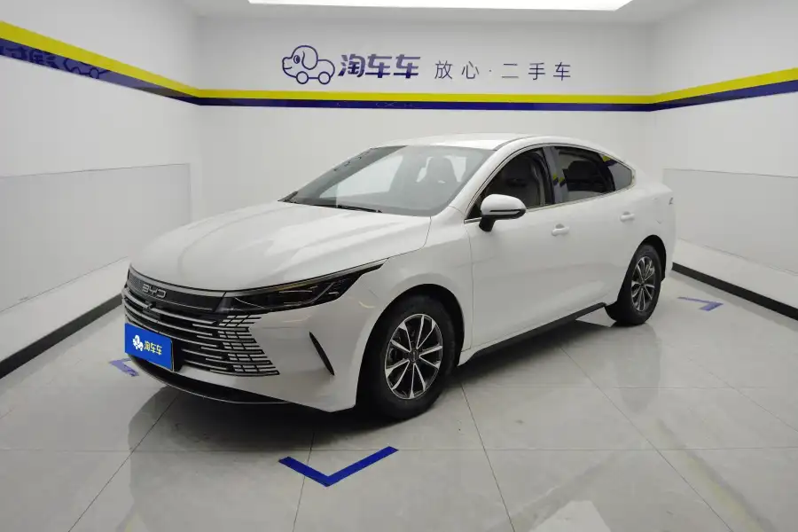 BYD Destroyer 05 DM-i 55KM Luxury