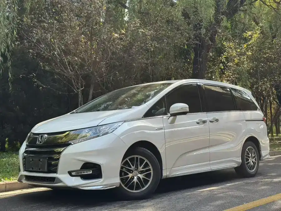 Honda Odyssey 2.0L ·