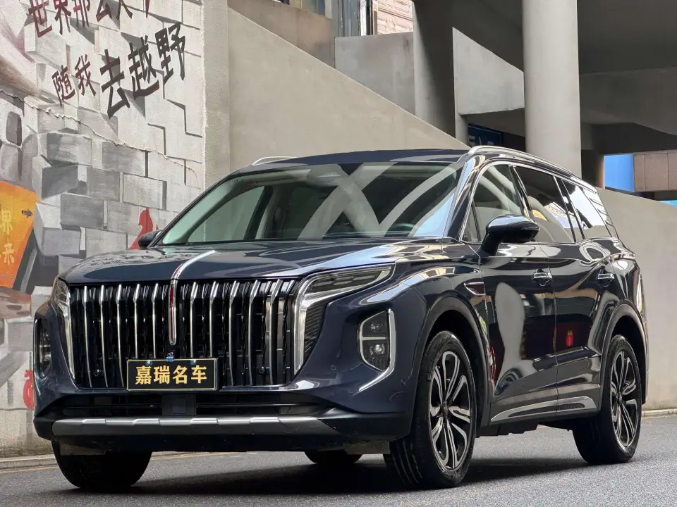 Hongqi HS7 2.0T 4WD 6 мест