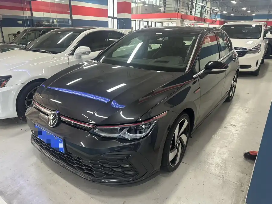 Volkswagen Golf GTI 380TSI DSG GTI