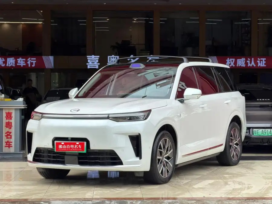 GAC Trumpchi Xiangwang S9 Ultra 6 мест