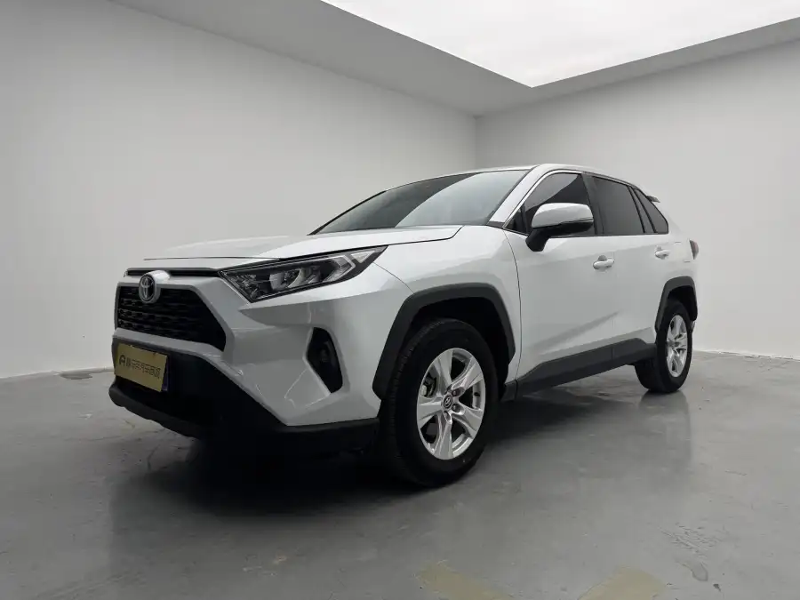 Toyota RAV4 2.0L CVT 2WD