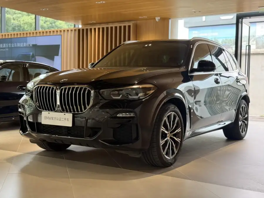 BMW X5 (Import) xDrive30i M