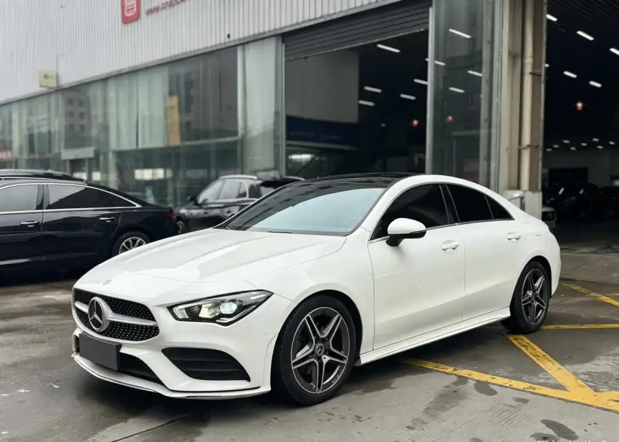 Mercedes-Benz CLA (Import) CLA 200