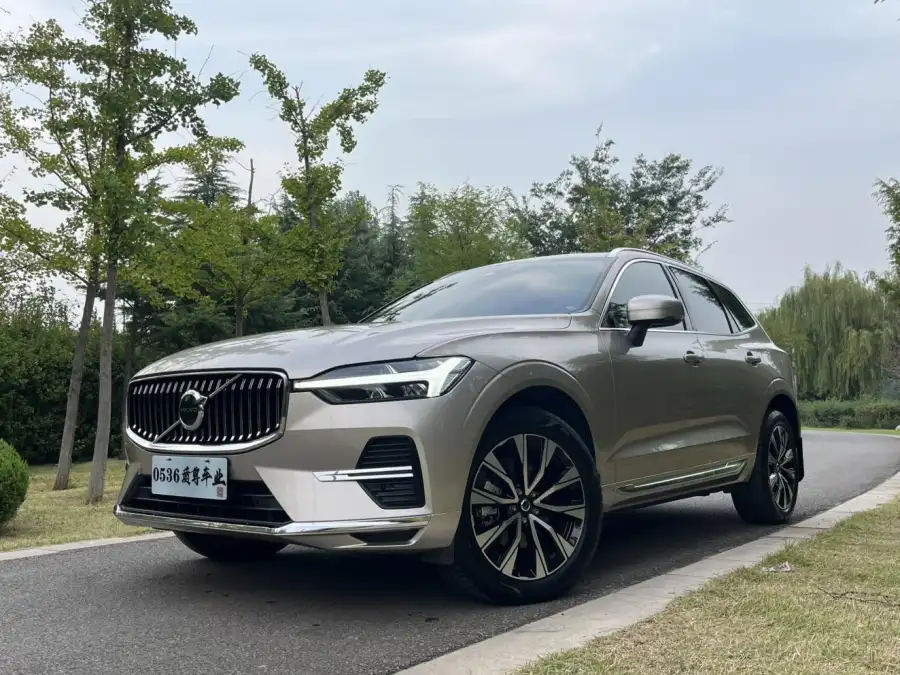 Volvo XC60 B5 4WD Luxury