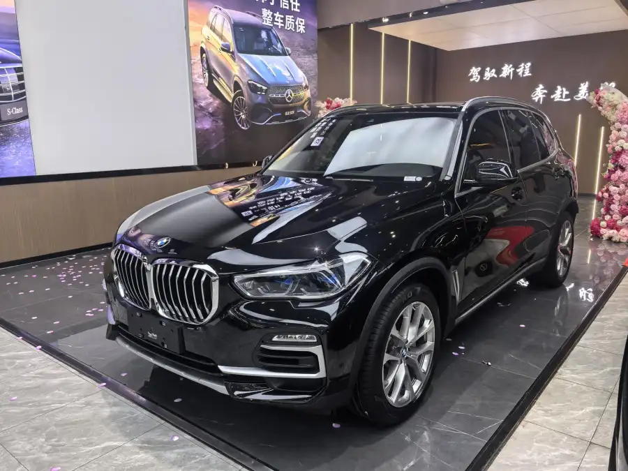 BMW X5 (Import) xDrive30i X