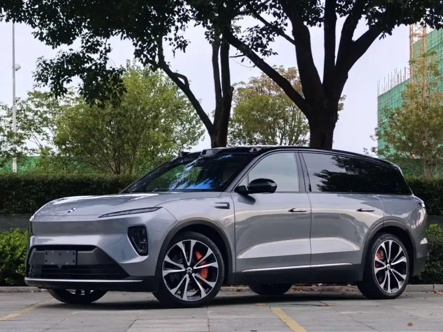 Nio ES8 100kWh