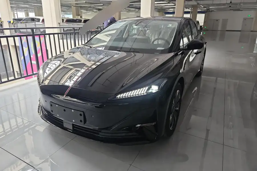 Hongqi Tiangong 05 550