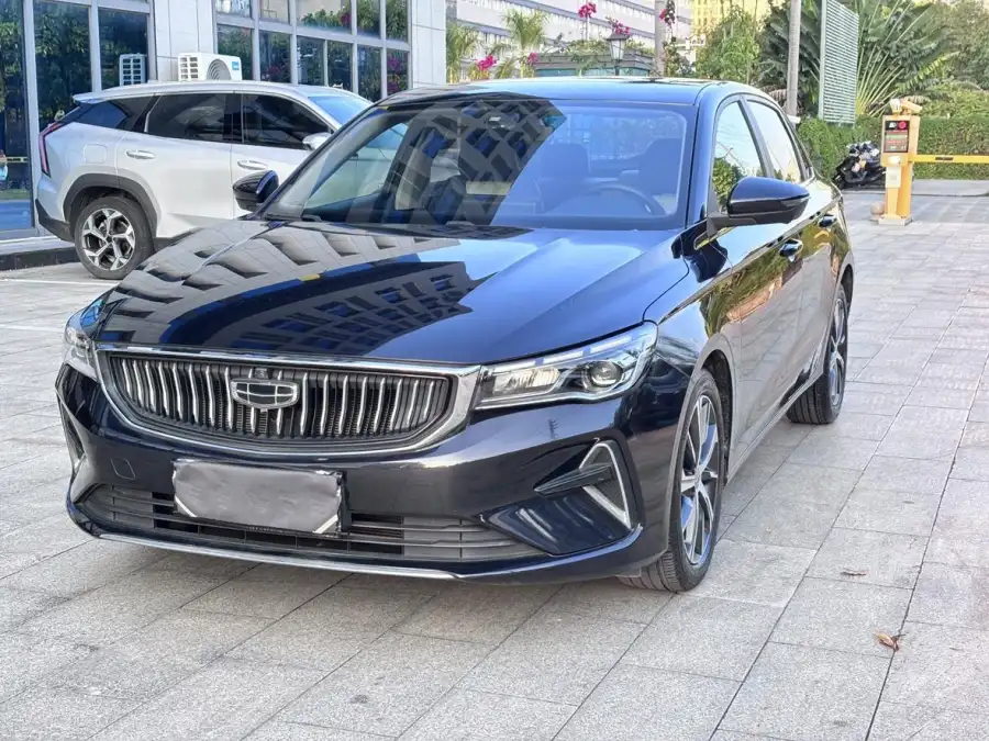 Geely Emgrand 4 1.5L CVT Flagship