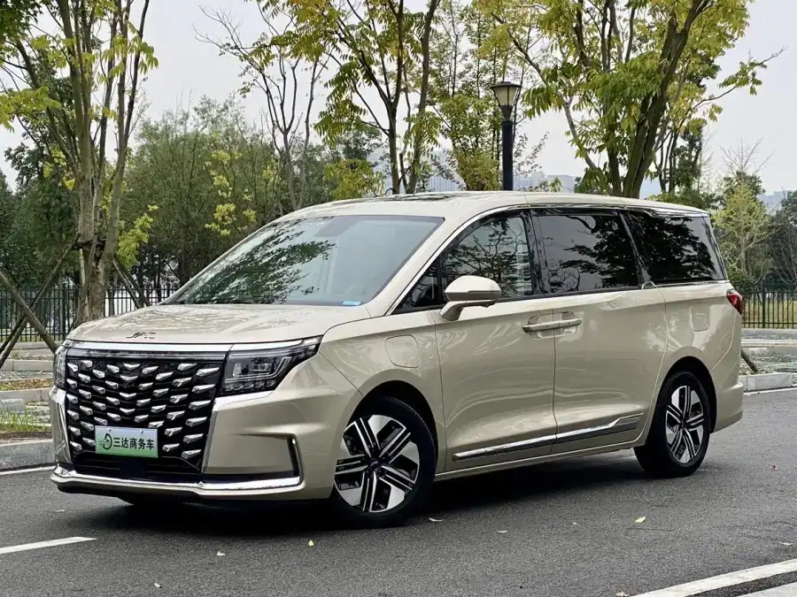 JAC Refine RF8 PHEV 1.5T 150KM Premium