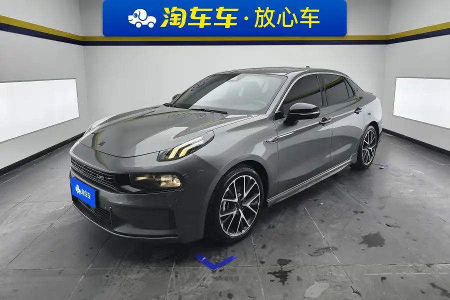 Lynk & Co 03 1.5TD DCT