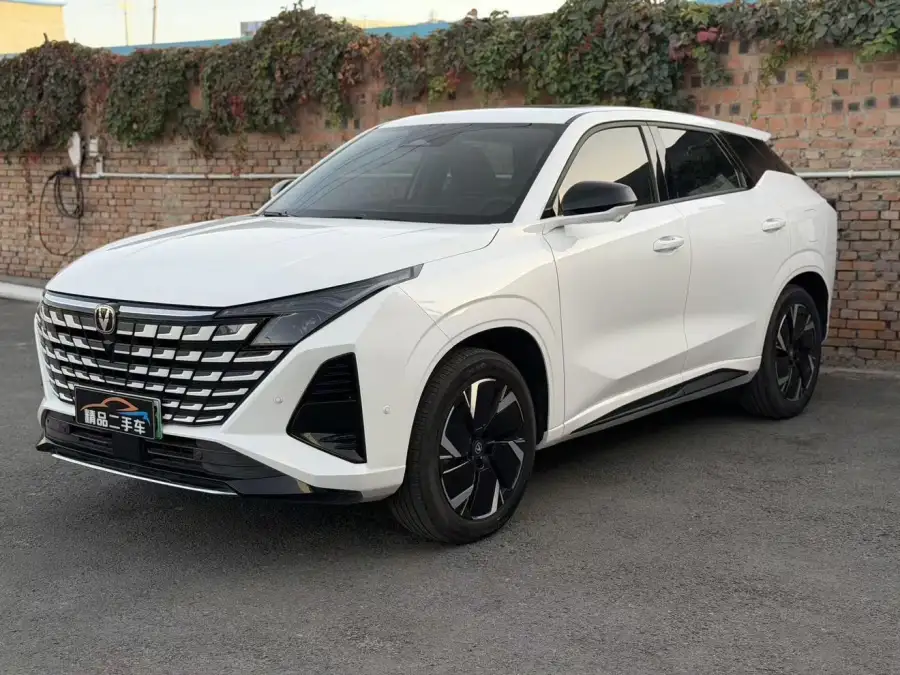 Changan UNI-Z PHEV