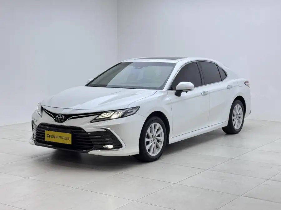 Toyota Camry 2.0G Luxury