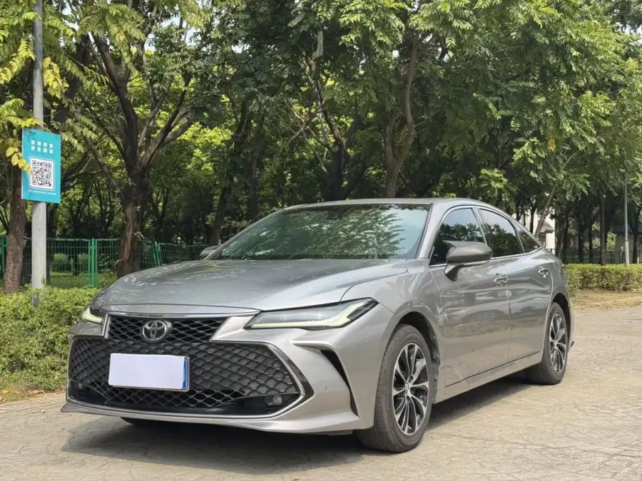 Toyota Avalon 2.5L Luxury