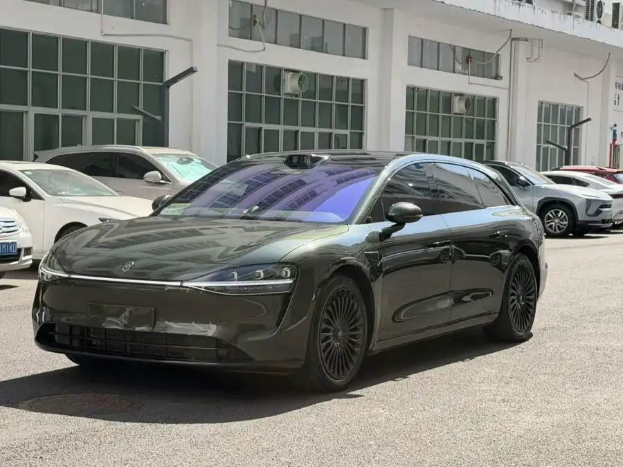 Stelato S9T Max RWD 37kWh