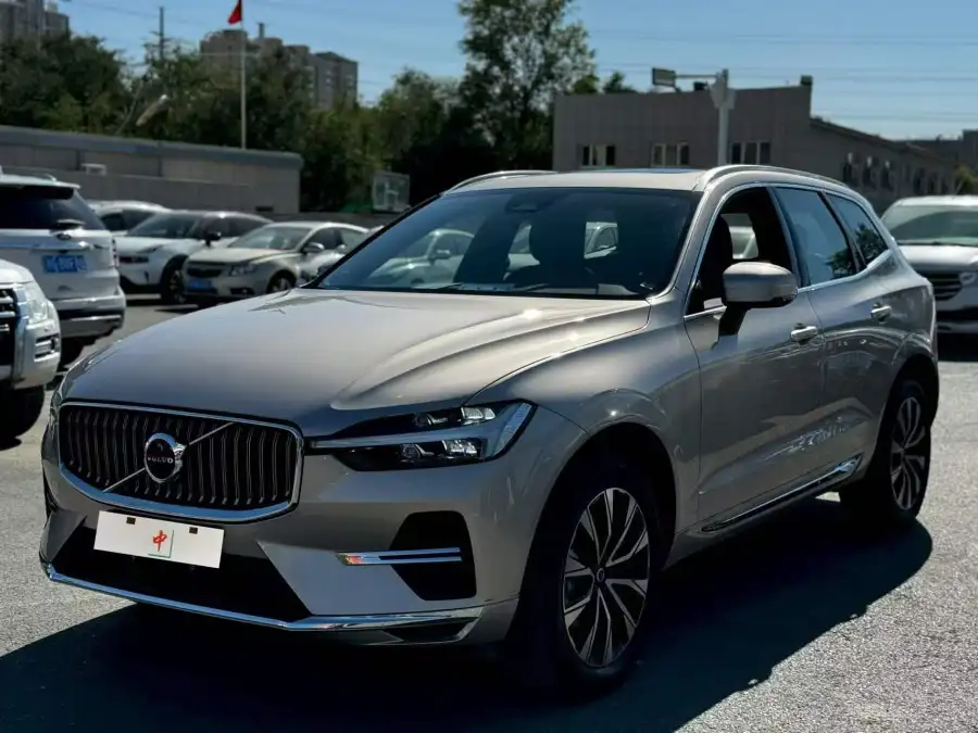 Volvo XC60 B5 4WD Sport