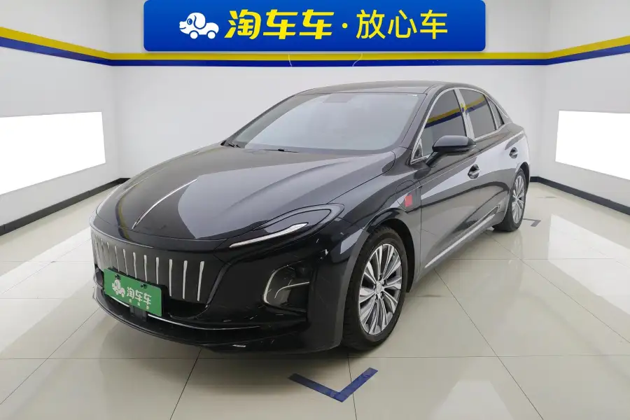 Hongqi E-QM5 620KM PLUS
