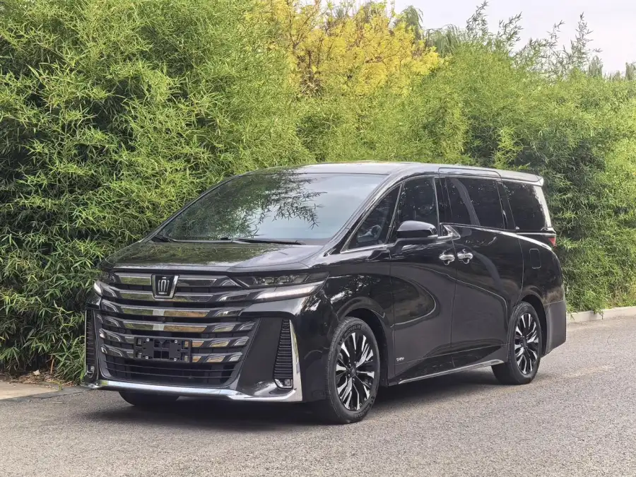 Toyota Vellfire 2.5L 4WD Supreme